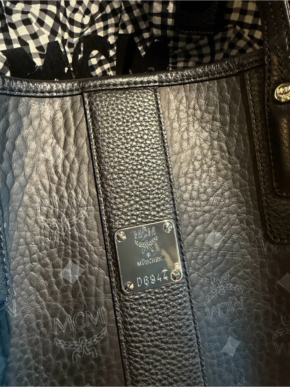 MCM Black Logo-Print Reversible Gingham Tote - Picture 2 of 4